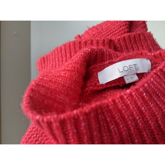 Red cable knit sweater, mock neck. Loft sz Medium. Holiday sweater - Picture 3 of 8